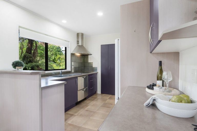 Photo of property in 91a Uxbridge Road, Cockle Bay, Auckland, 2014