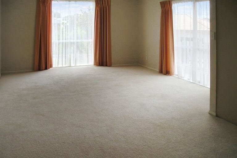 Photo of property in 51 Martin Jugum Lane, Ranui, Auckland, 0612