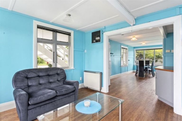 Photo of property in 7 Bridge Street, Waikuku Beach, 7473