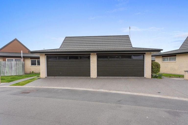 Photo of property in Rivertown Villas, 150 Williams Street, Kaiapoi, 7630