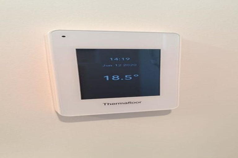 Photo of property in 1/192 Hills Road, Edgeware, Christchurch, 8013