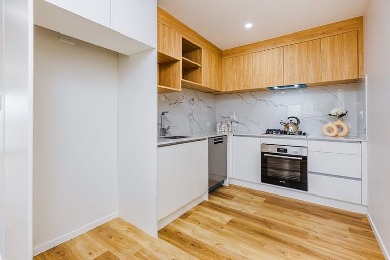 Photo of property in 11b Percival Street, Manurewa, Auckland, 2102