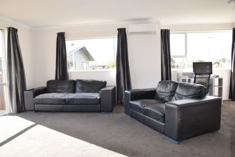 Photo of property in 90 Bay Road, Grasmere, Invercargill, 9810