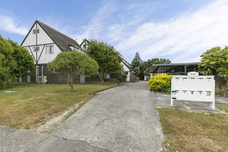 Photo of property in 31-33 Mana Avenue, Titahi Bay, Porirua, 5022