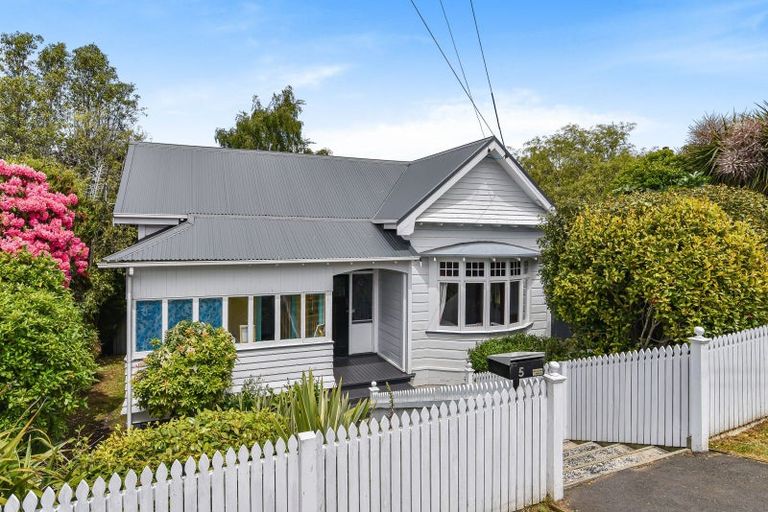 Photo of property in 5 Napier Street, Belleknowes, Dunedin, 9011