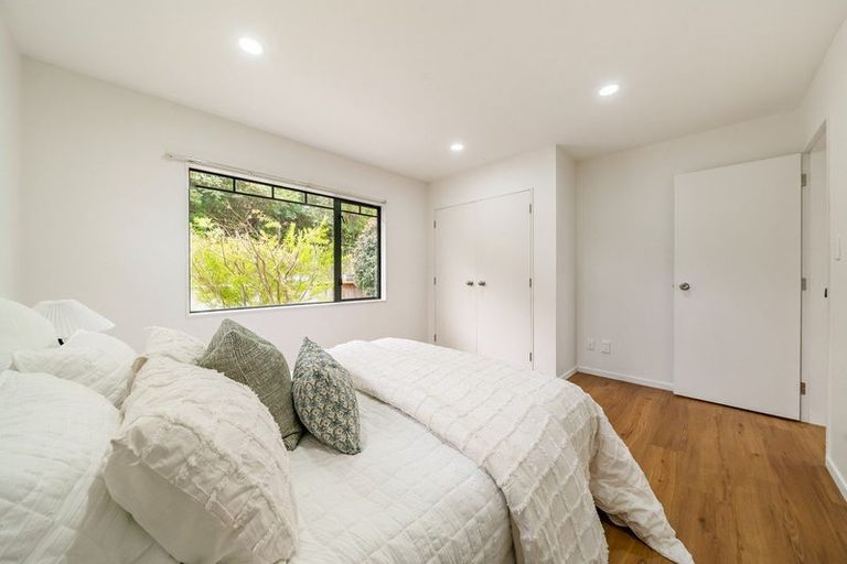 Photo of property in 288 Grounsell Crescent, Belmont, Lower Hutt, 5010