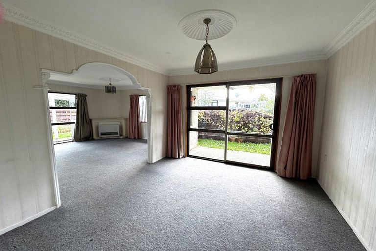 Photo of property in 100 Maxwells Line, Awapuni, Palmerston North, 4412