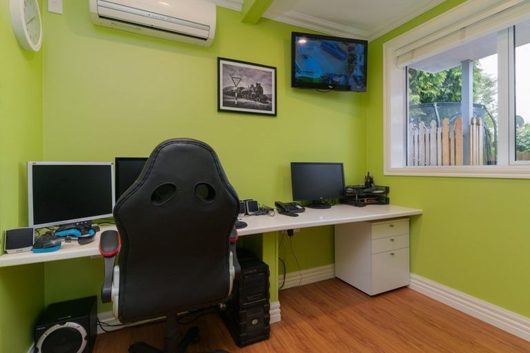 Photo of property in 65 Reynolds Avenue, Bishopdale, Christchurch, 8053