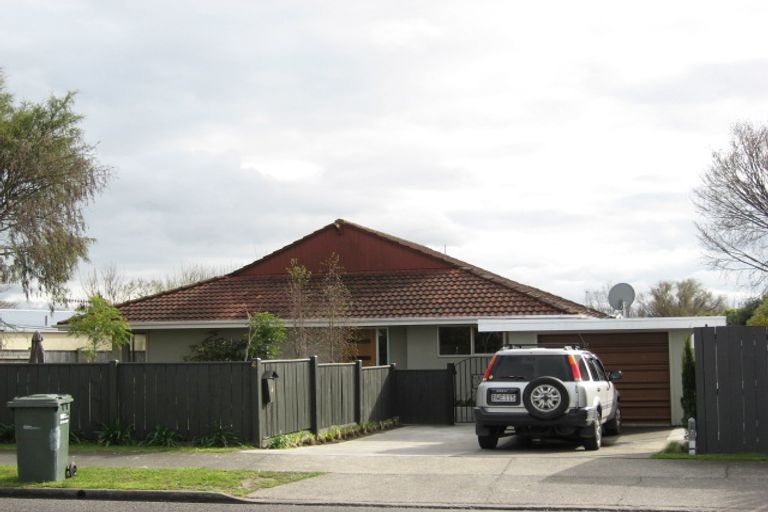 Photo of property in 4 Bale Place, Havelock North, 4130