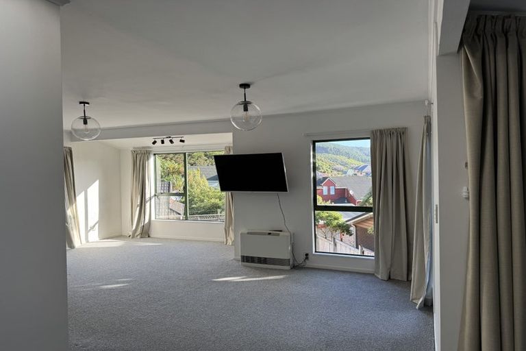 Photo of property in 5a Parsons Glen, Karori, Wellington, 6012