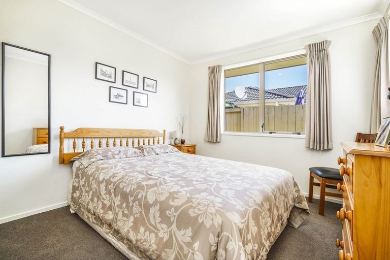 Photo of property in 12 Grevillea Place, Melville, Hamilton, 3206