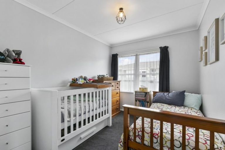 Photo of property in 38 Karamu Crescent, Wainuiomata, Lower Hutt, 5014