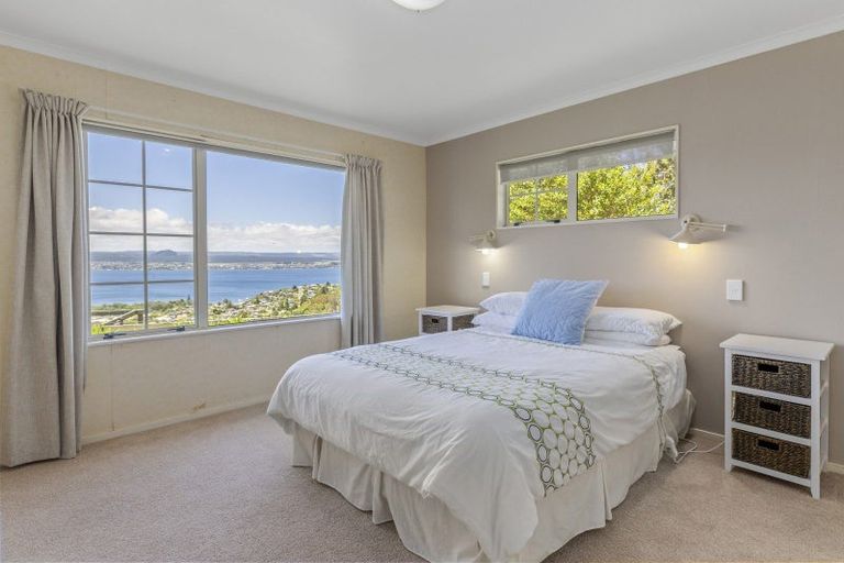 Photo of property in 65 Te Moenga Park, Acacia Bay, Taupo, 3330