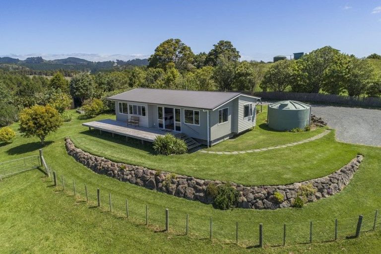 Photo of property in 965 Pataua Road North, Whareora, Whangarei, 0175