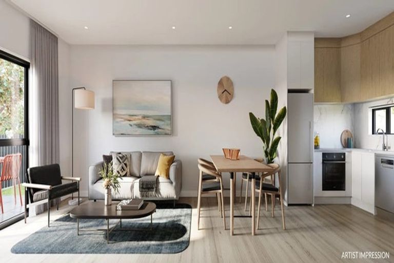 Photo of property in 17 Von Sturmer Street, Mangere East, Auckland, 2024