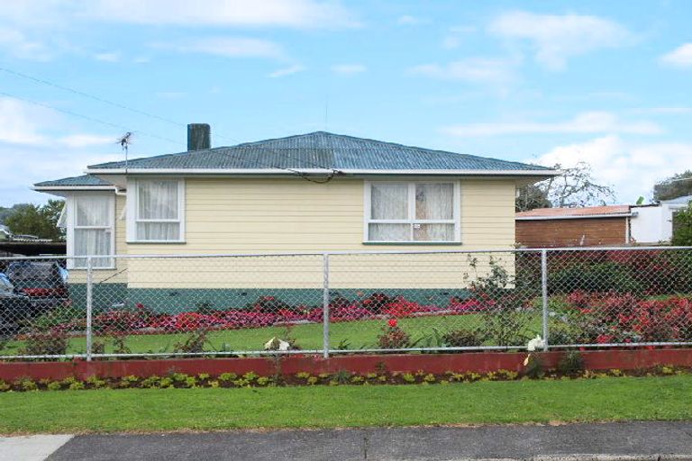 Photo of property in 23 Parker Crescent, Otara, Auckland, 2023