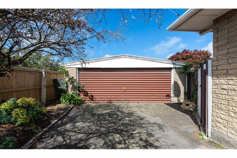Photo of property in 116 Effingham Street, North New Brighton, Christchurch, 8083