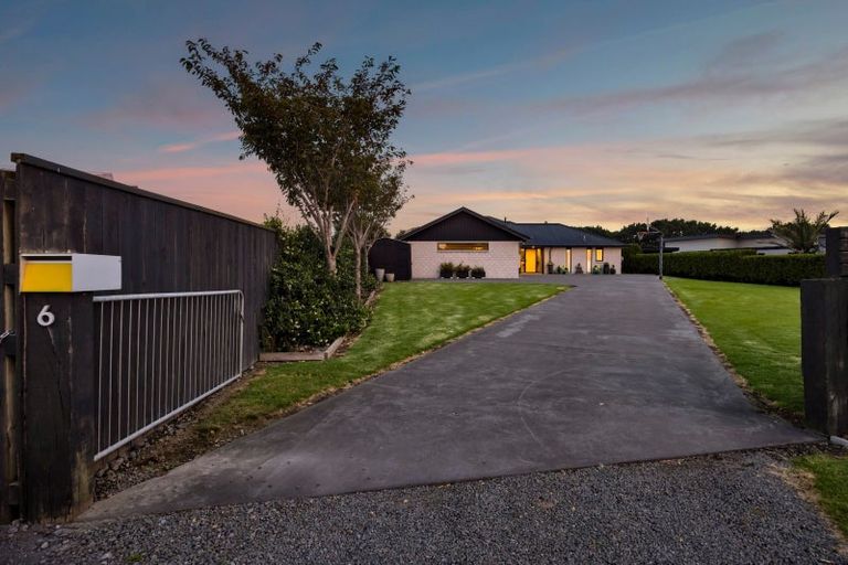 Photo of property in 6 Aytoun Street, Opunake, 4616