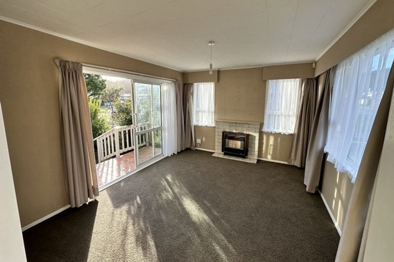 Photo of property in 1 Momona Street, Wainuiomata, Lower Hutt, 5014