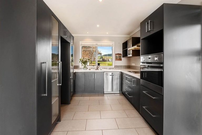 Photo of property in 256 Vaughan Road, Owhata, Rotorua, 3010