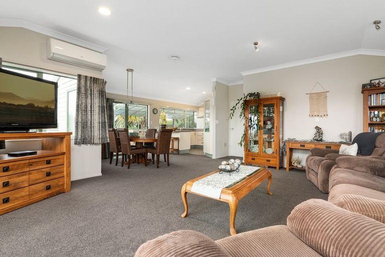 Photo of property in 5 Tawhiri View, Pyes Pa, Tauranga, 3112