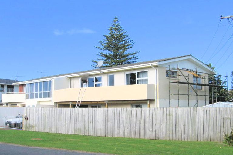 Photo of property in 5 Kohu Street, Orewa, 0931