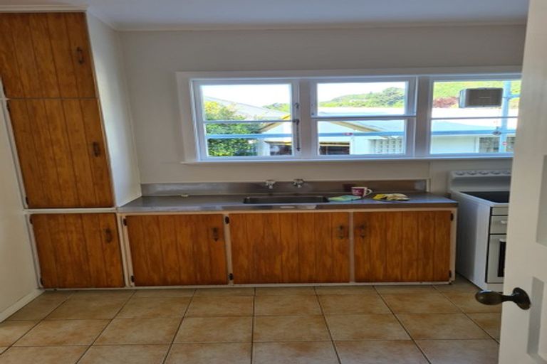 Photo of property in 14 Melvill Grove, Waterloo, Lower Hutt, 5011
