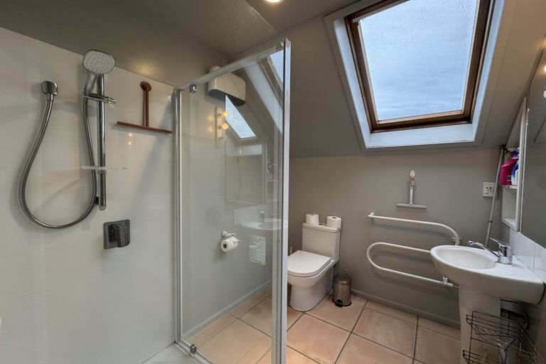 Photo of property in 20 Cashmere Road, Cashmere, Christchurch, 8022