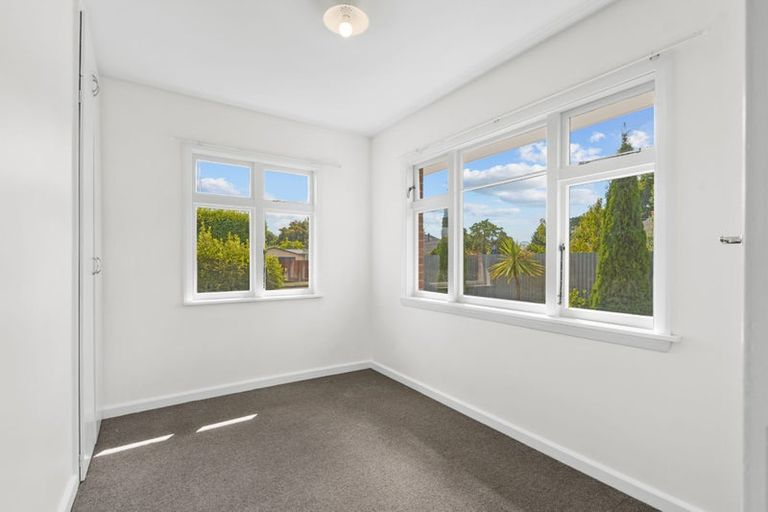 Photo of property in 18 Owens Terrace, Upper Riccarton, Christchurch, 8041