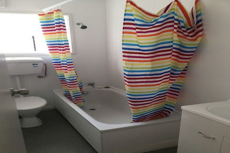 Photo of property in 1/9 Busaco Road, Hataitai, Wellington, 6021