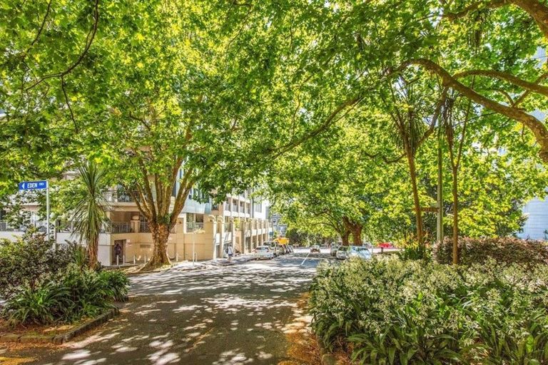 Photo of property in The Statesman Apartments, 508/1 Parliament Street, Auckland Central, Auckland, 1010