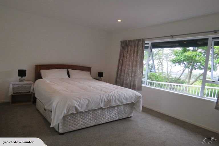 Photo of property in 327 Kaipara Road, Papakura, 2582