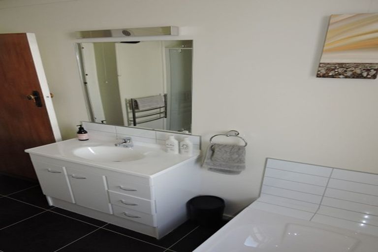 Photo of property in 173 Hampden Street, Hokitika, 7810