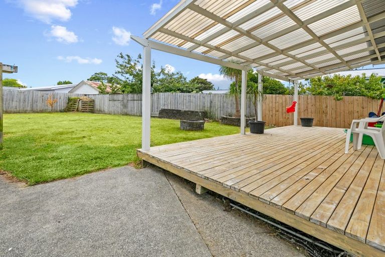 Photo of property in 14 Riverpark Crescent, Henderson, Auckland, 0610