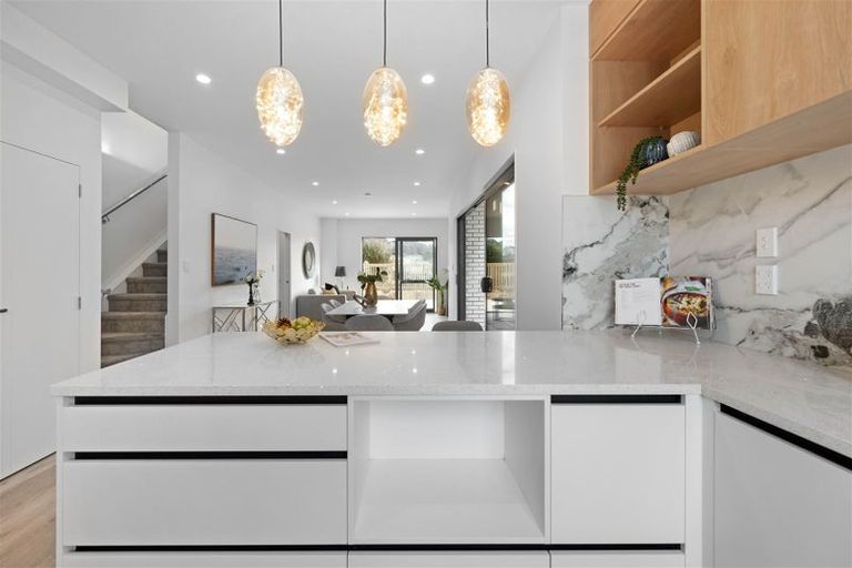 Photo of property in 73 Biokovo Street, Massey, Auckland, 0614