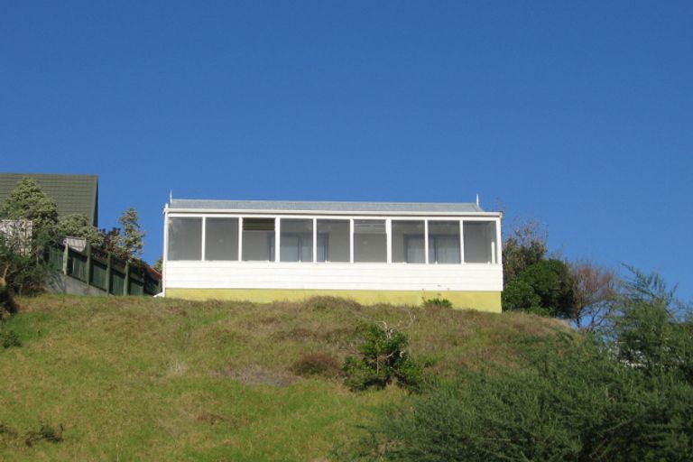 Photo of property in 20 Kaitawa Street, Waikanae Beach, Waikanae, 5036