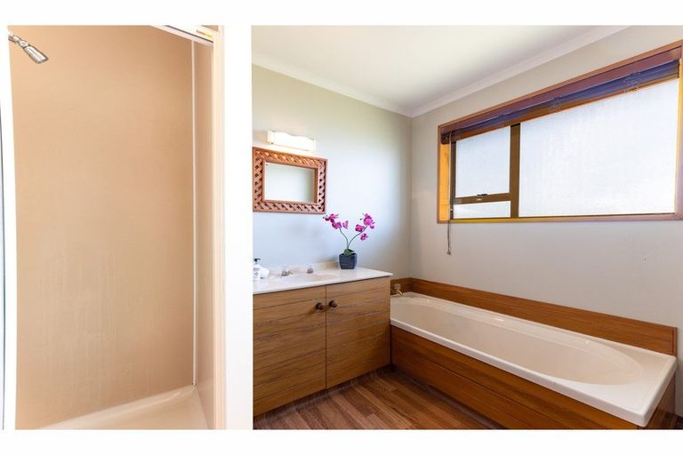 Photo of property in 17a Sonning Place, Redwood, Christchurch, 8051