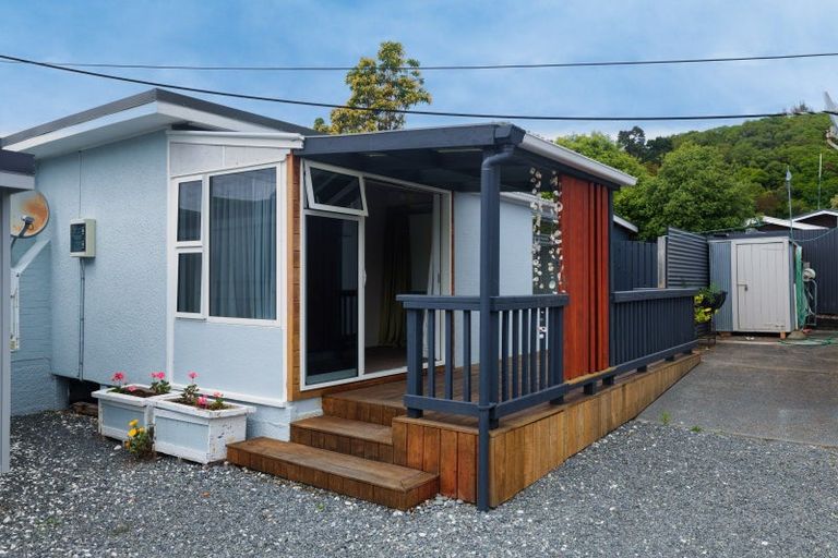 Photo of property in 8/132 Esplanade, Kaikoura, 7300