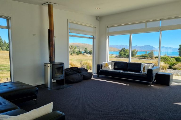 Photo of property in 12 Pollock Place, Lake Tekapo, 7999