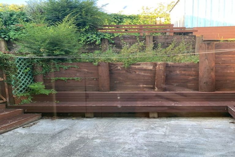 Photo of property in 28 Langana Avenue, Browns Bay, Auckland, 0630