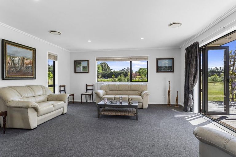 Photo of property in 11 Hodgsons Road, Loburn, Rangiora, 7472