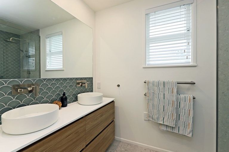 Photo of property in 21b Te Aute Road, Havelock North, 4130