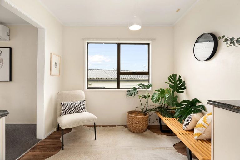 Photo of property in 38 Dissmeyer Drive, Clover Park, Auckland, 2019