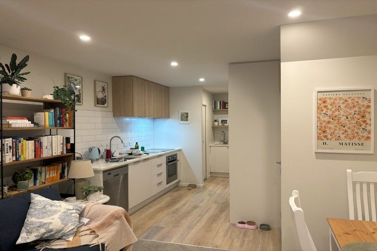 Photo of property in 9/28 Fitzherbert Road, Wainuiomata, Lower Hutt, 5014