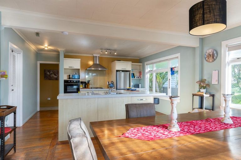 Photo of property in 9 Lincoln Street, Picton, 7220