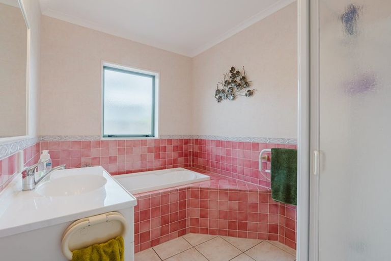 Photo of property in 6 Ada Place, Fairview Downs, Hamilton, 3214