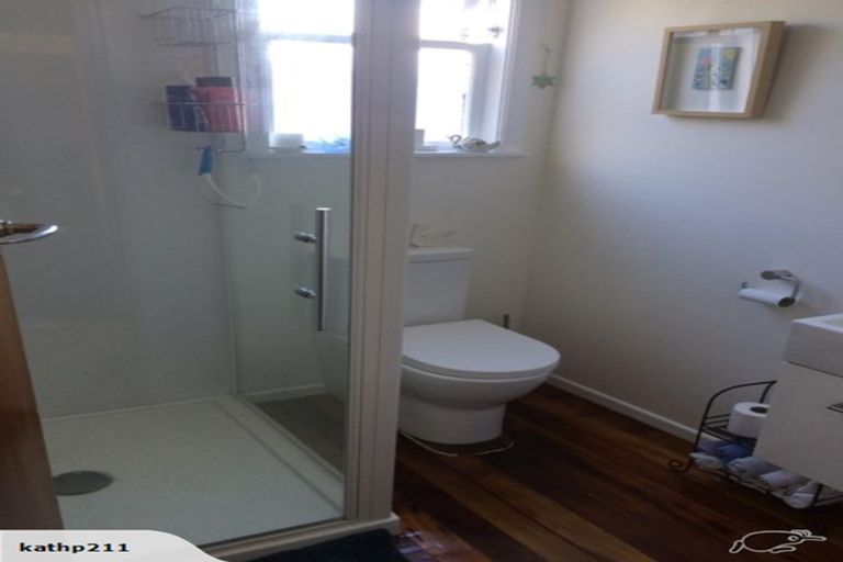 Photo of property in 160 Parkvale Road, Karori, Wellington, 6012