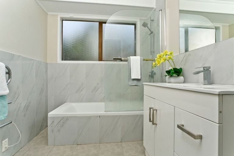 Photo of property in 26 Redwing Street, Browns Bay, Auckland, 0630