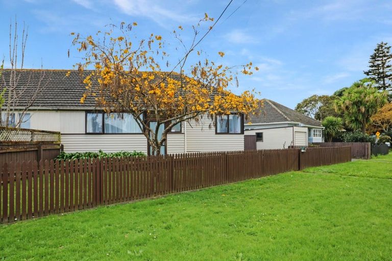 Photo of property in 28a Bell Road, Waiwhetu, Lower Hutt, 5010