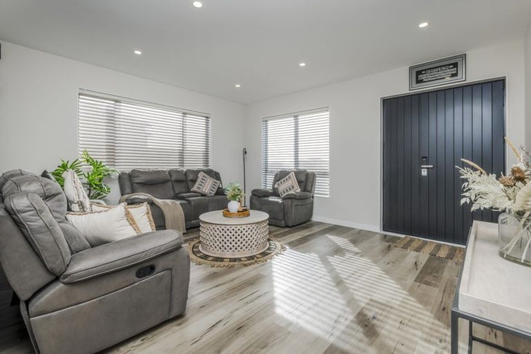 Photo of property in 46 Tannaghmore Drive, Flat Bush, Auckland, 2019